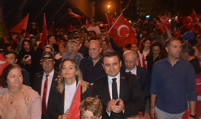 Gider; "Çanakkale'ye yakışan tablo"