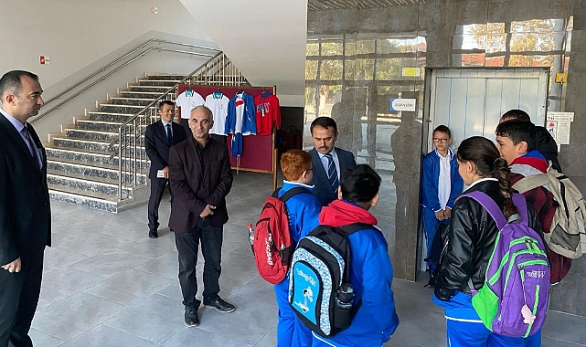 Vali Aktaş'tan okul incelemesi