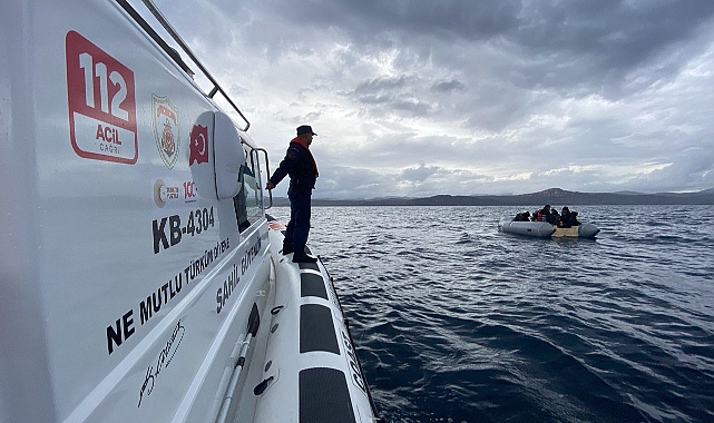 Ayvacık'ta 23 kaçak göçmen kurtarıldı