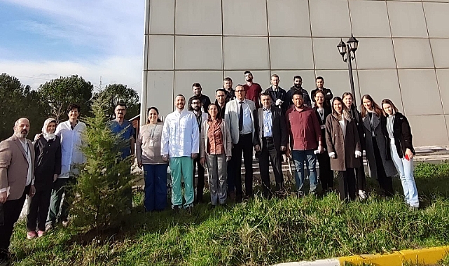 Biga Devlet Hastanesi bahçesi yeşillendiriliyor