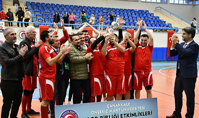 100. Yıl Rektörlük Futbol Turnuvası'nda kupa coşkusu