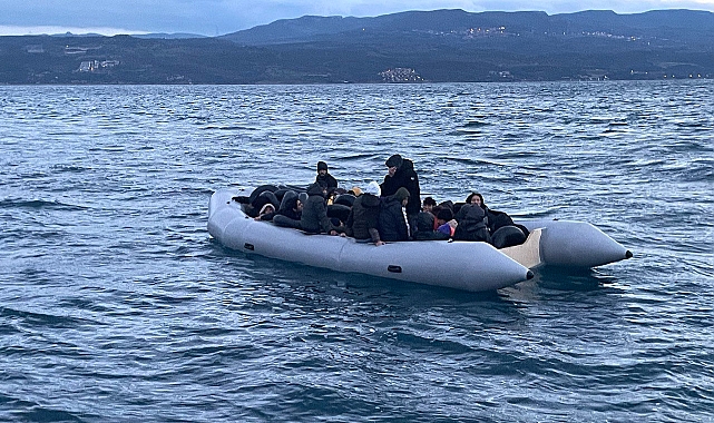 Ayvacık'ta 37 kaçak göçmen kurtarıldı
