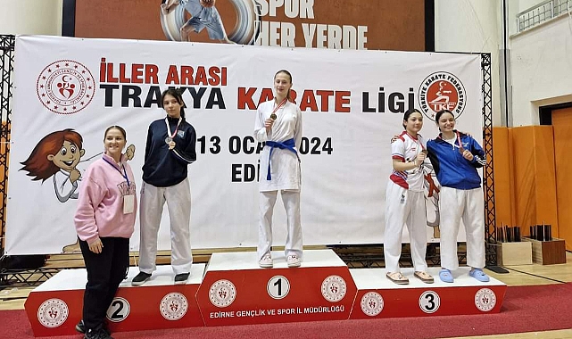 Çanakkaleli sporcular 13 madalya kazandı