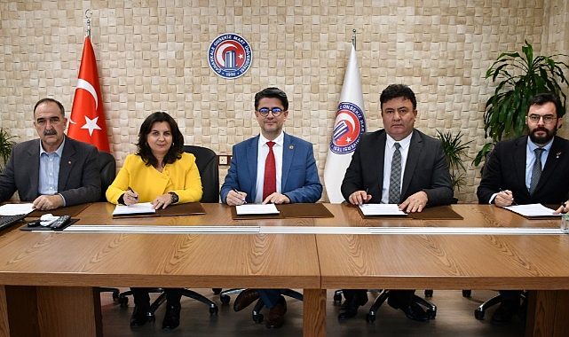 ÇOMÜ'den bir iş birliği protokolü daha