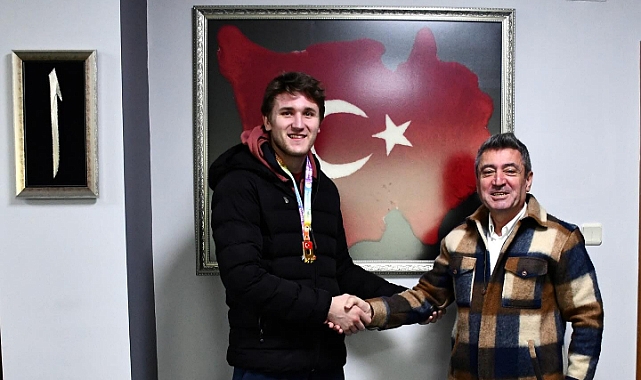 ÇOMÜ'lü Yunusoğlu Türkiye şampiyonu oldu