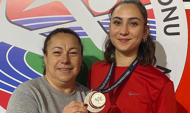 Nihan Akaman Türkiye 2.'si oldu