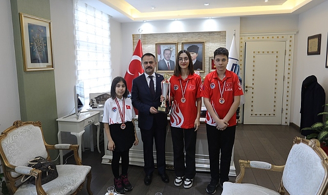 Vali Aktaş sporcuları tebrik etti