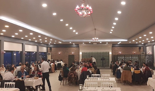 Vali Aktaş iftarını çocuklarla yaptı