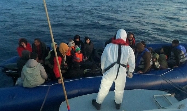 Ayvacık açıklarında 42 kaçak göçmen yakalandı