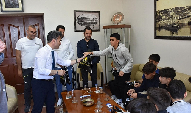 Başkan Soyuak’tan şampiyon sporculara tebrik