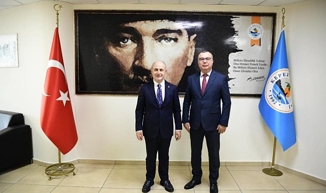 Türkiye'de seçim rekorları kıran başkan Kepez'i ziyaret etti