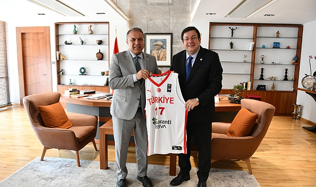 Antalyalı'dan Başkan Erkek'e ziyaret