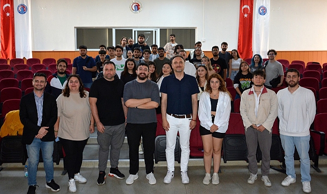 ÇOMÜ'de Kurumsal Söyleşiler Etkinliği sürüyor