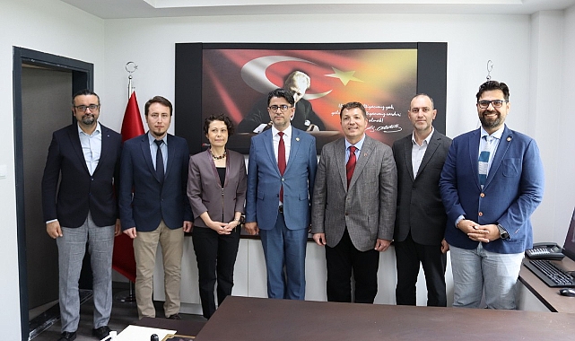 Rektör Erenoğlu; "Tüm görevler geçici asıl olan kurumdur"