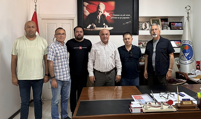 Çanakkale İnternet ve Sosyal Medya Basın Mensupları Derneği'nden Çardak Belediyesi'ne nezaket ziyareti