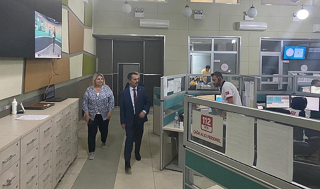 Vali Aktaş 112 Acil Çağrı Merkezini inceledi