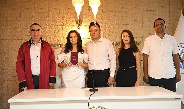 Başkan Arslan genç çiftin nikahını kıydı