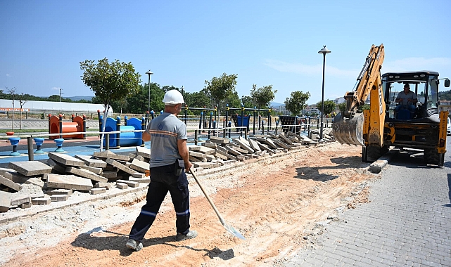 Biga'da yol genişletme çalışması başladı