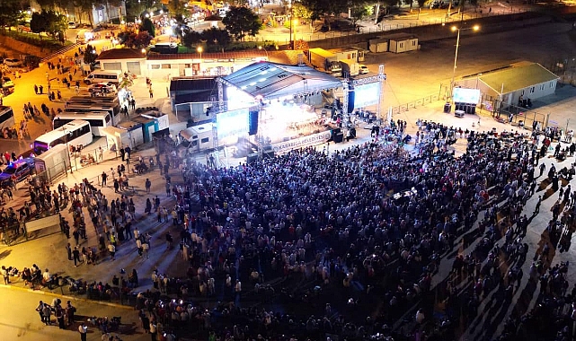 Güvenlik gerekçesi ile sahneye çıkmadı, konser iptal oldu