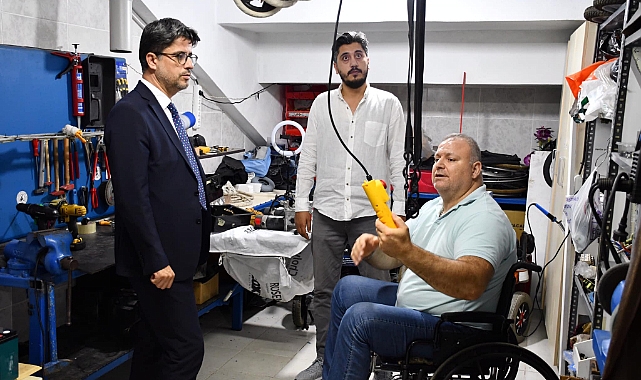 Rektör Erenoğlu, Türkiye Sakatlar Derneği Çanakkale Şubesi'nin projelerini dinledi
