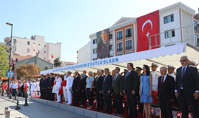 Çanakkale'de Zafer Bayramı coşkusu