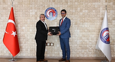 ÖSYM Başkanı Bayram Ali Ersoy ÇOMÜ'yü ziyaret etti