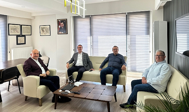 Ayhan Gider, İYİ Parti Milletvekili Uz'u ağırladı