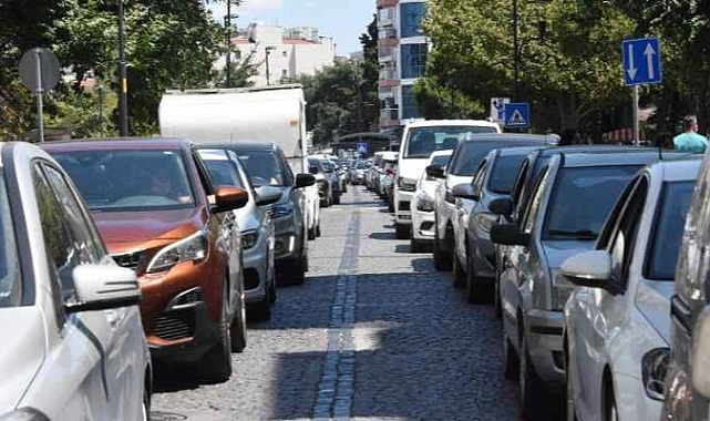 Çanakkale'de trafiğe kayıtlı 303 bin 176 taşıt olduğu açıklandı