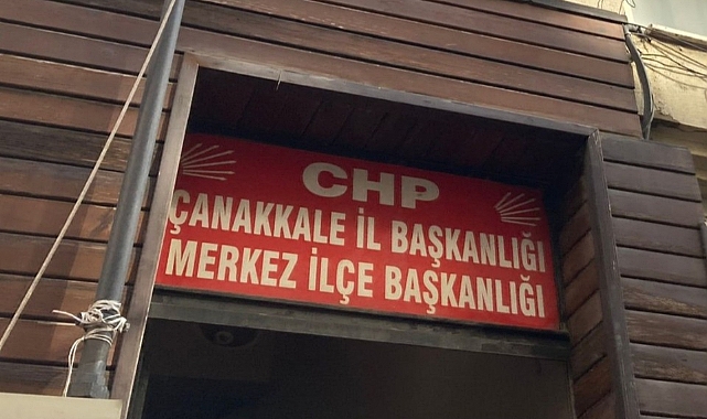 CHP'de 30 partili ihraç edildi