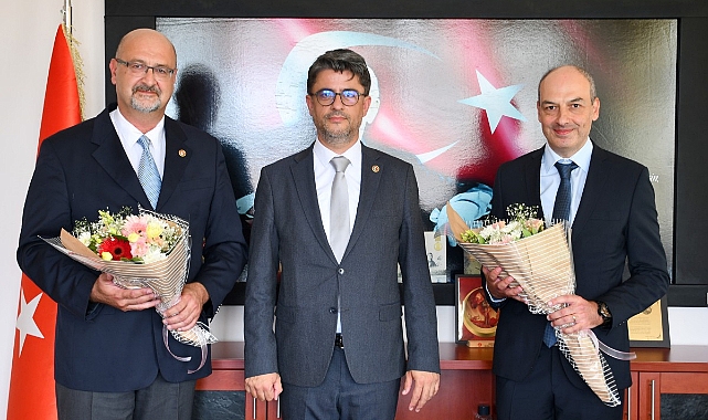 ÇOMÜ Mühendislik Fakültesi'nde devir teslim töreni