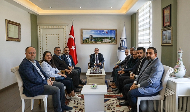 AK Parti'den Vali Toraman'a ziyaret