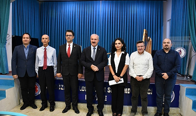 Müzikçe Söyleşiler etkinliğinin konuğu Vali Ömer Toraman oldu