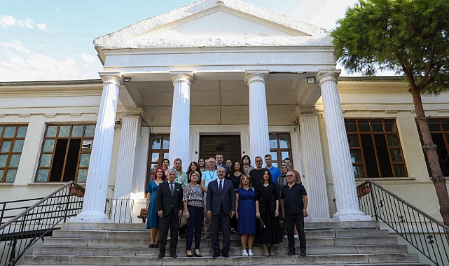 Vali Toraman'dan okul ziyareti