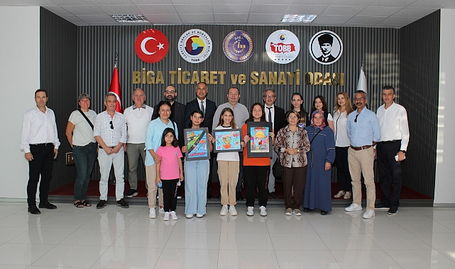 Yarışmayı kazananlara hediyeleri verildi