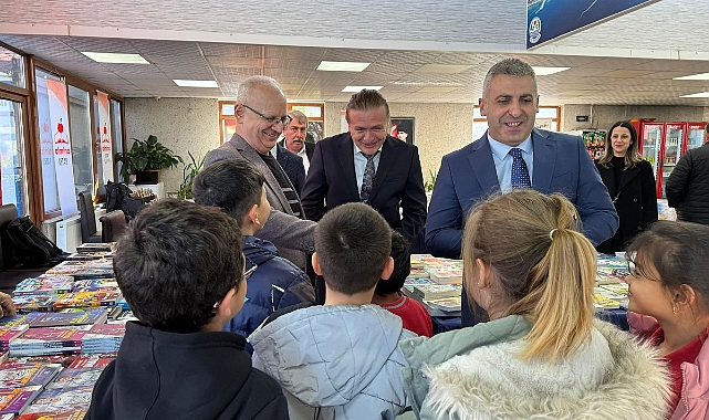 Lapseki Kitap Fuarı Kapılarını Açtı