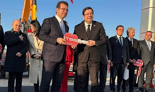 Çanakkale Belediyesi'ne ekskavatör desteği