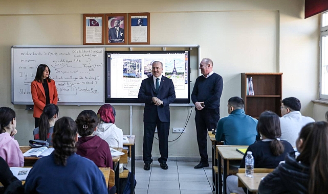 Vali Toraman'dan okul ziyareti