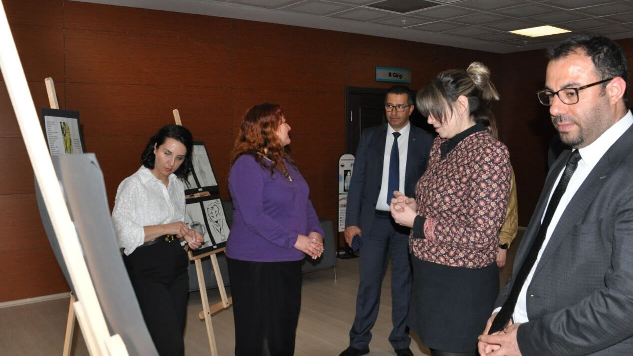 Devlet Hastanesi’nde sergi