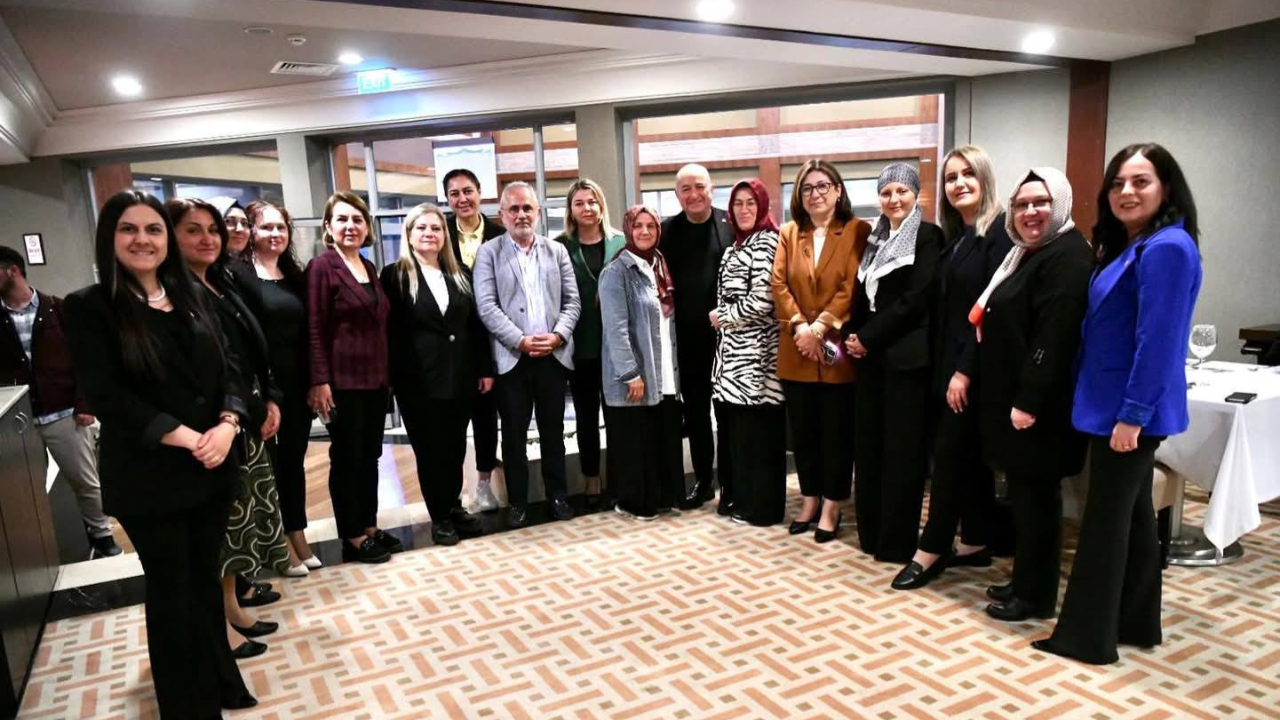 AK Parti’de istişare toplantısı yapıldı