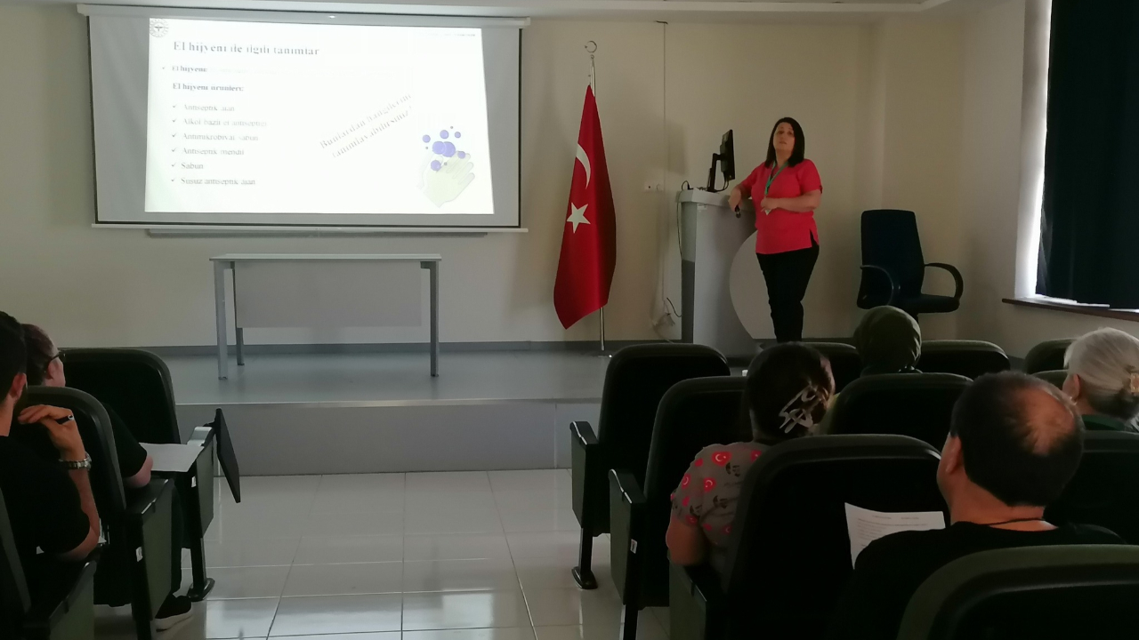 Biga’da sağlık personeline eğitim