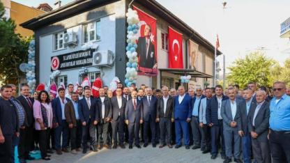 Lapseki’de yeni hizmet binası açıldı