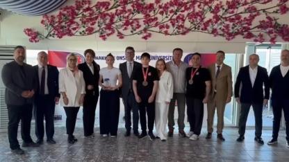 ÇOMÜ Spor Kulübü’nden Uluslararası imza