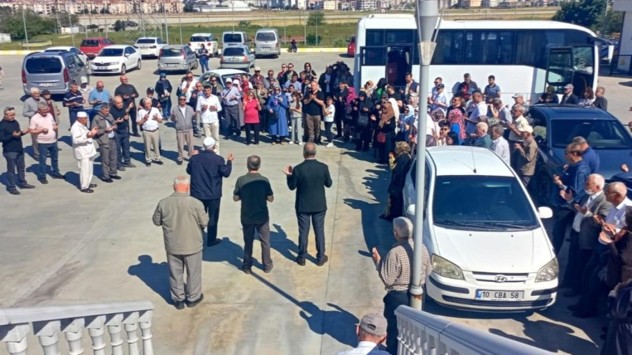 Hacı adayları dualarla uğurlandı