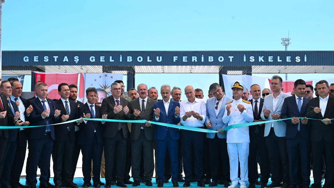 Bakan müjdesi! Yeni iskele açıldı, feribotlar 1 gün ücretsiz
