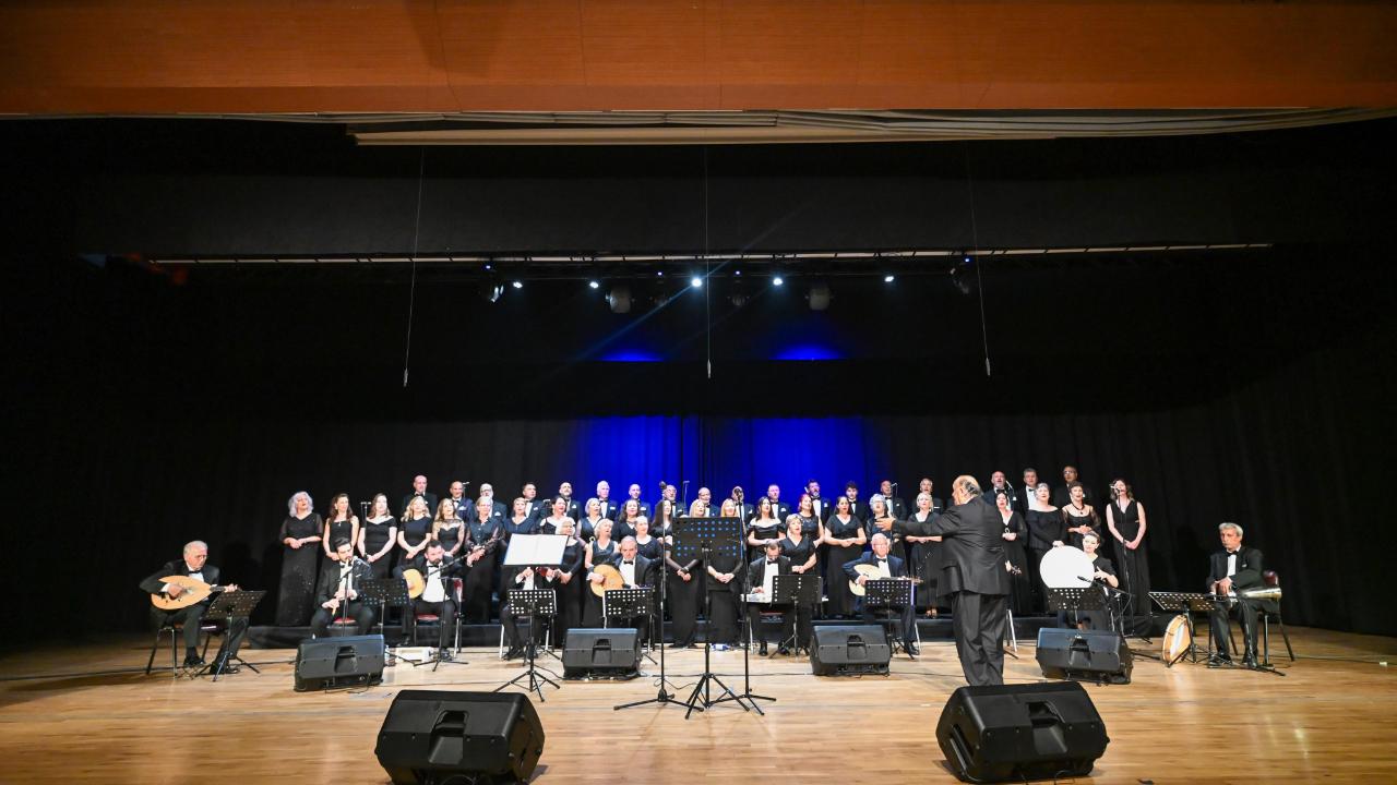 TSM korosundan alkış alan “yaza merhaba” konseri