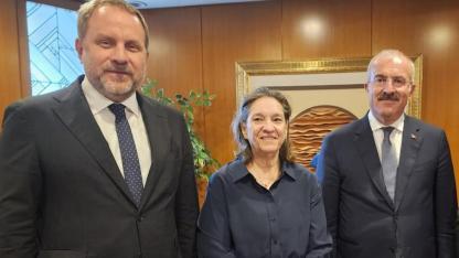 Vali Toraman’dan Kale Grubu’na ziyaret