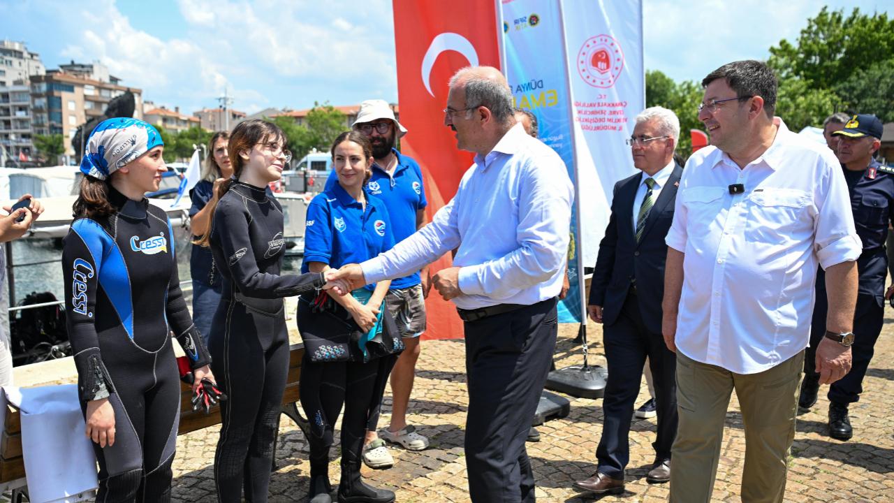 Yat Limanı'nda deniz temizliği